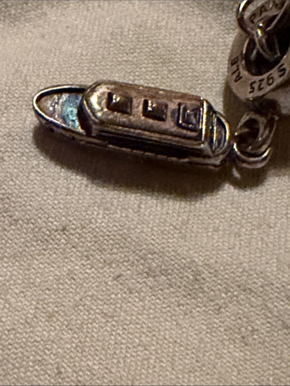 Pandora￼ elegant silver